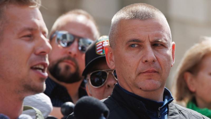 Ruszin-Szendi Romulusz még mindig adósságot görget az adófizetők felé a zsírleszívás költségeivel kapcsolatban.