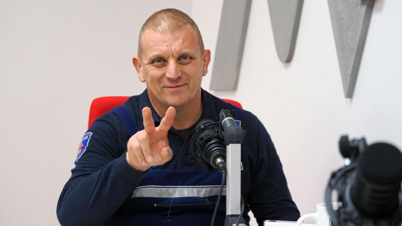 Zéró tolerancia, zéró kifogás: Pintér József az ittas vezetésről
A közlekedésbiztonság érdekében Pintér József határozott álláspontja szerint az ittas vezetés elfogadhatatlan. A társadalom védelme érdekében sürgeti a szigorúbb intézkedéseket, amelyeket a