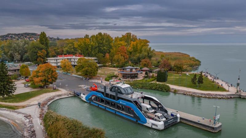 Elindul a BAHART felújítása - hónapokra bezárják a balatonföldvári területet.