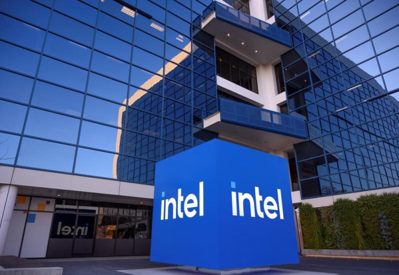 Az Intel frissen kinevezett vezérigazgatója a félvezetőgyártás terén szerzett gazdag tapasztalataival lép a pozícióba - ITBUSINESS.