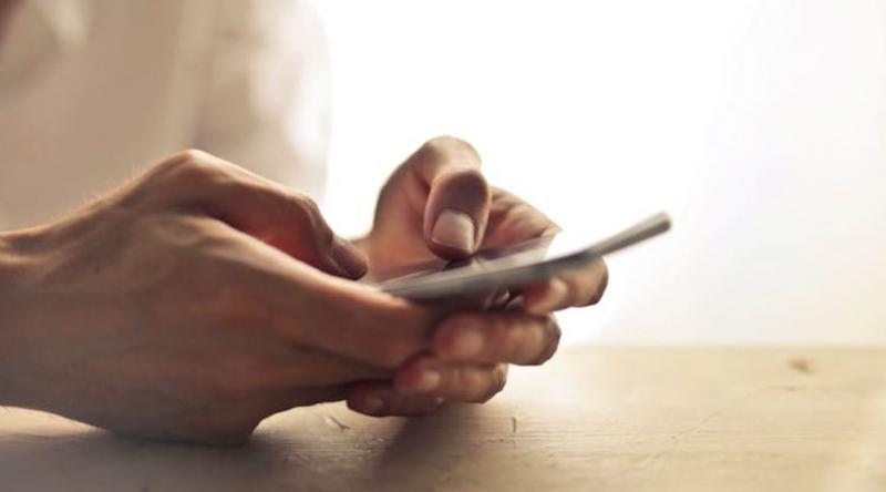 Egyszerűsített foglalkoztatás: mostantól akár a mobiltelefonodon is könnyedén ellenőrizheted, hány napot töltöttél munkával!