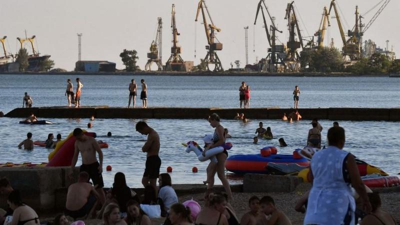 Tiltott területen fürdőztek Odessza partjainál: robbanás rázta meg a várost.