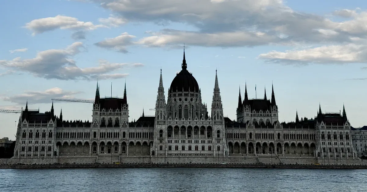 Politikai források és médiainformációk alapján Budapest neve is szóba került a Putyin és Zelenszkij közötti lehetséges találkozó helyszíneként.