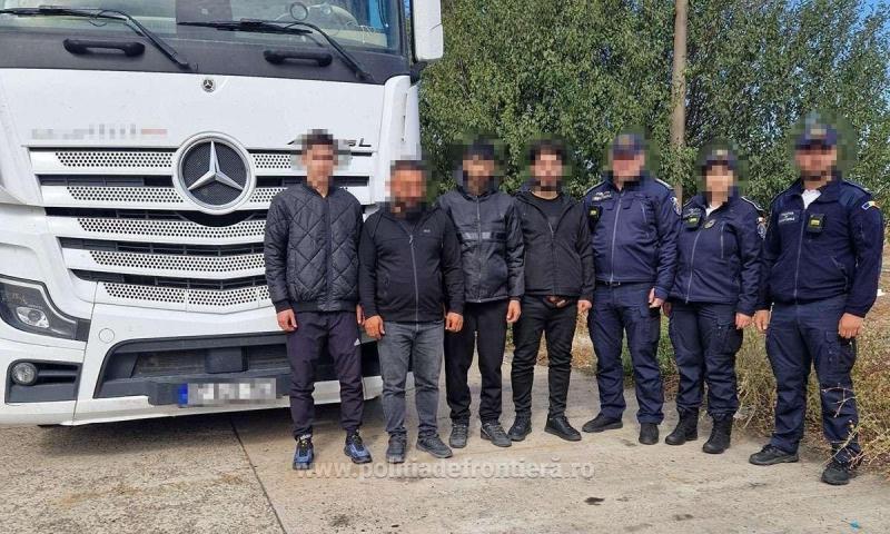 Kamionok és üzemanyagtartályok rejtekében rejtőzködtek: 12 migránst tartóztattak fel a giurgiui határon | Krónika