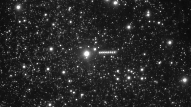A NASA közvetítése egy rendkívül fontos pillanatban hirtelen elsötétült, ami drámai feszültséget teremtett a nézők körében.
