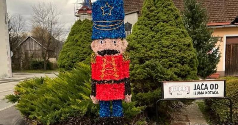 Egy plébános a diótörőt a gonosz szimbólumaként azonosította, és sürgette annak azonnali eltávolítását.